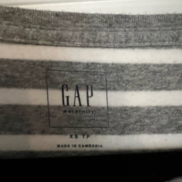 Maternity Shirt - Picture 2 of 2